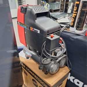 FIAC ECU 2 , ÖLJYTÖN MÄNTÄKOMPRESSORI